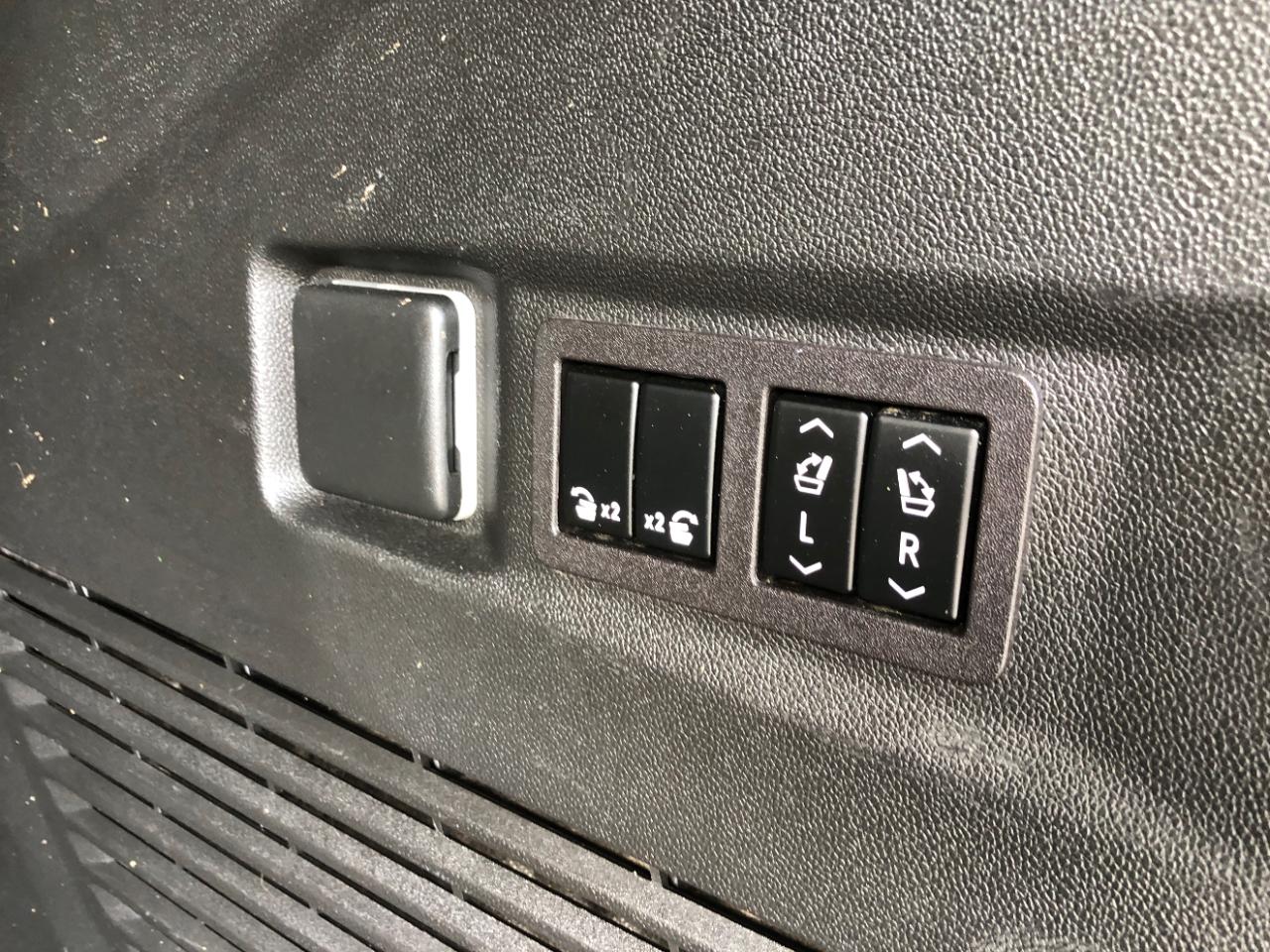 GMC Yukon 4WD 4dr Denali 2023