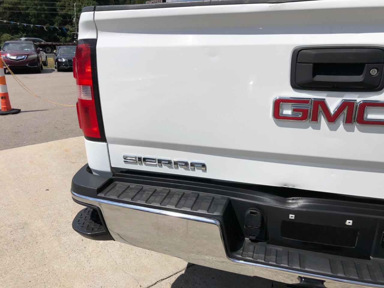 GMC Sierra 2500HD available WiFi 4WD Crew Cab 153.7" SLE 2015