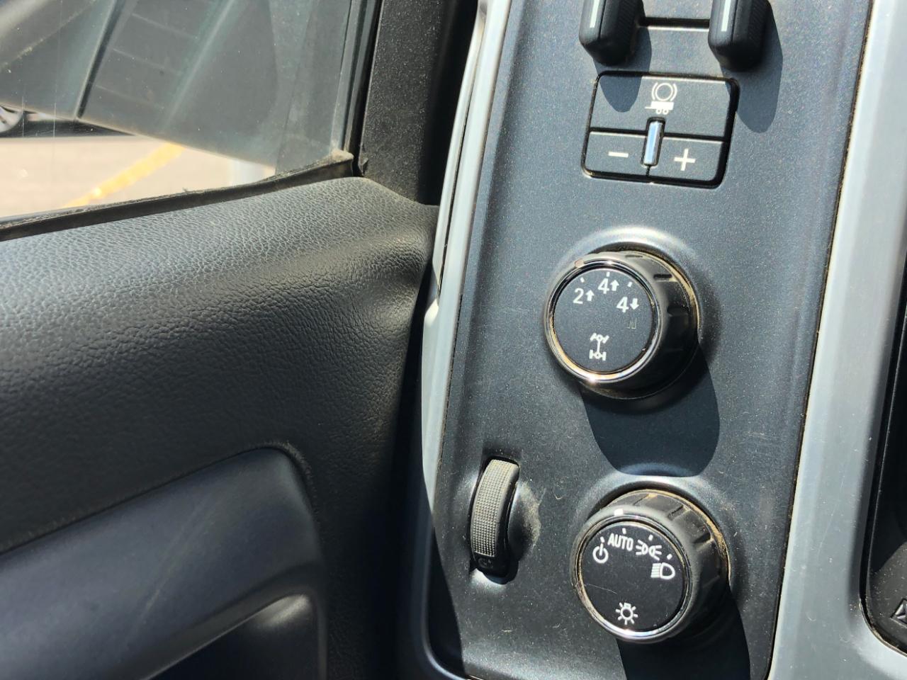GMC Sierra 2500HD available WiFi 4WD Crew Cab 153.7" SLE 2015