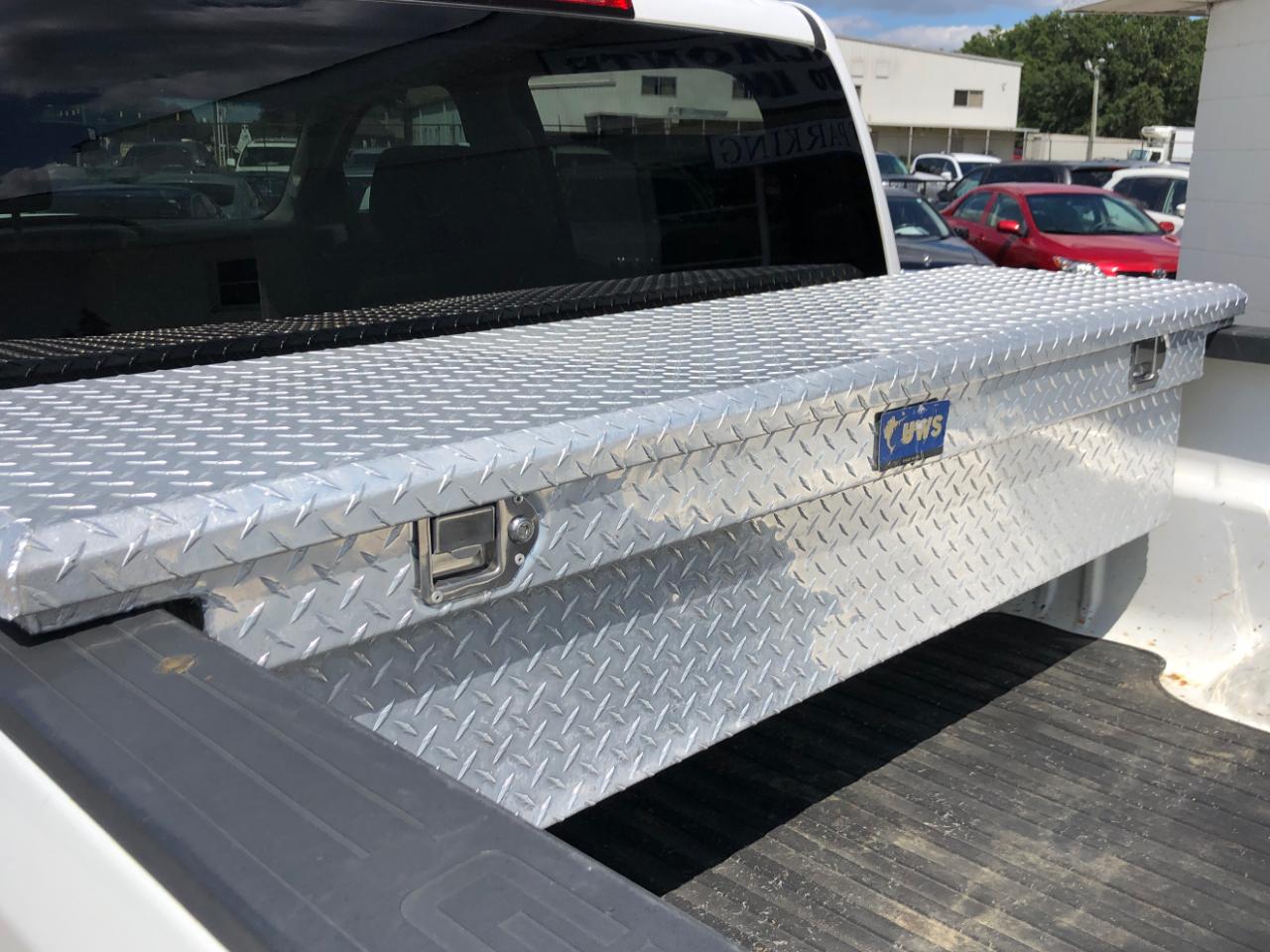 GMC Sierra 2500HD available WiFi 4WD Crew Cab 153.7" SLE 2015