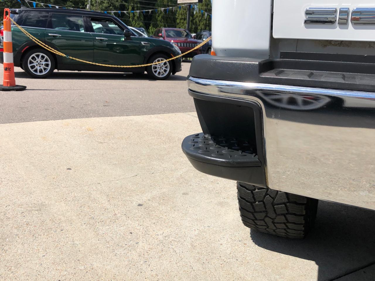 GMC Sierra 2500HD available WiFi 4WD Crew Cab 153.7" SLE 2015