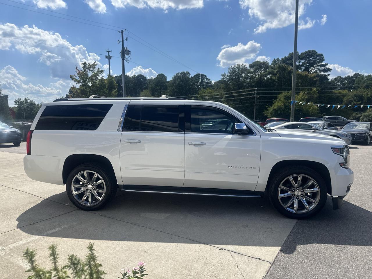 Chevrolet Suburban 4WD 4dr 1500 Premier 2017