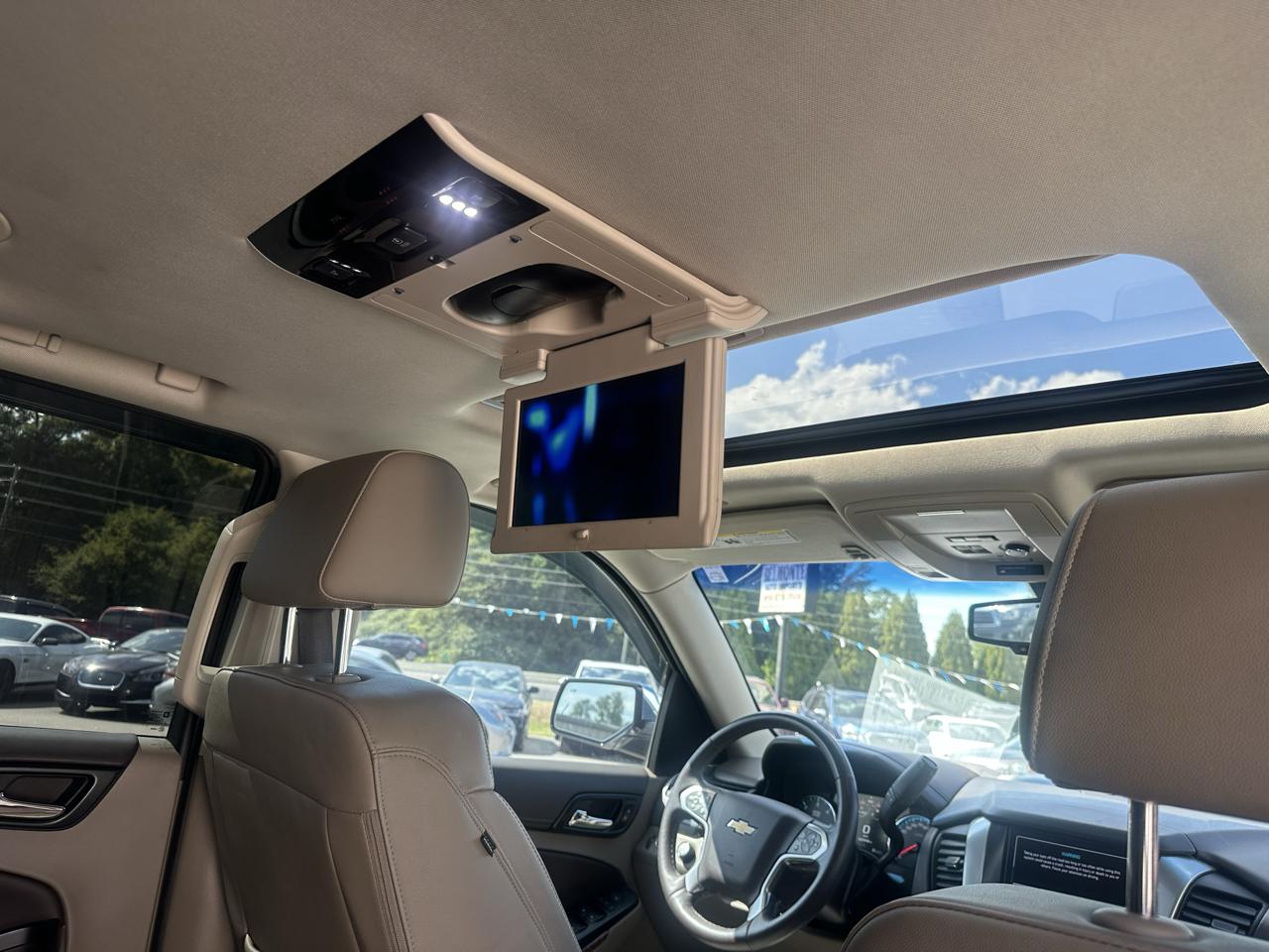 Chevrolet Suburban 4WD 4dr 1500 Premier 2017
