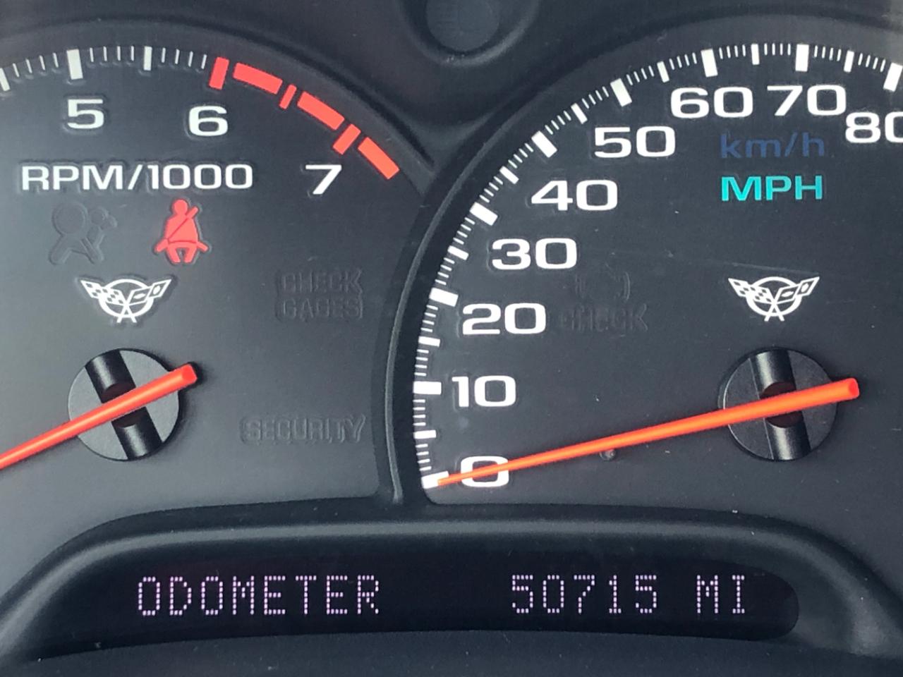 Chevrolet Corvette 2dr Convertible 2004