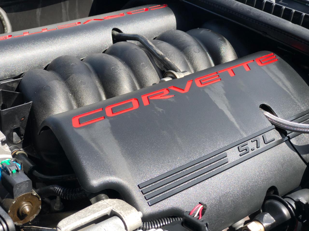 Chevrolet Corvette 2dr Convertible 2004