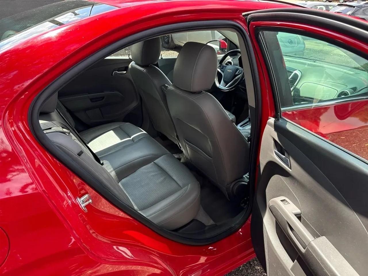 Chevrolet Sonic Premier Auto Sedan 2017