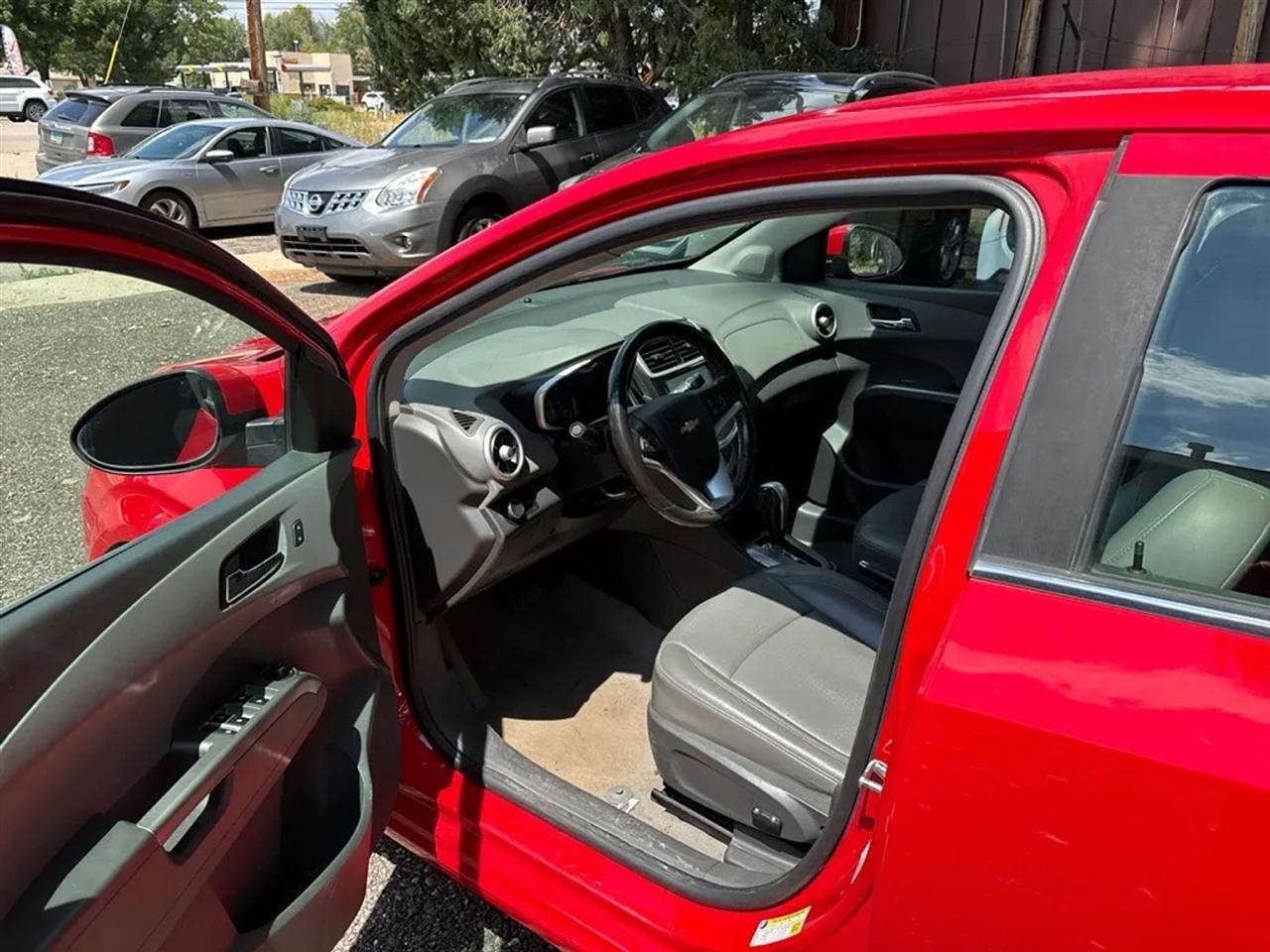 Chevrolet Sonic Premier Auto Sedan 2017