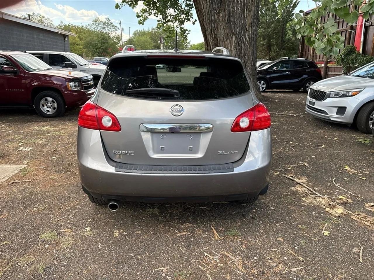 Nissan Rogue SV AWD 2012