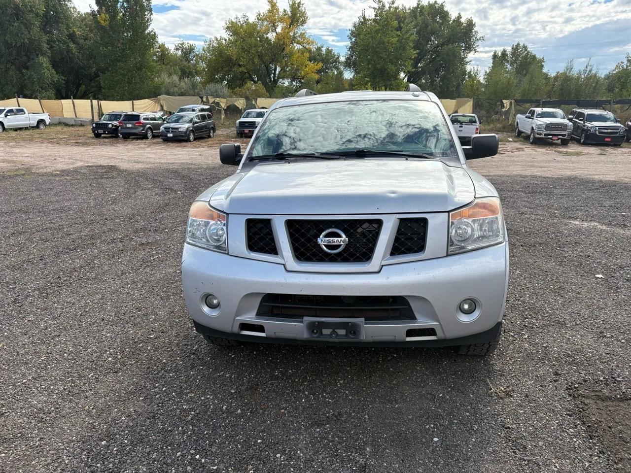 Nissan Armada SV 4WD 2014