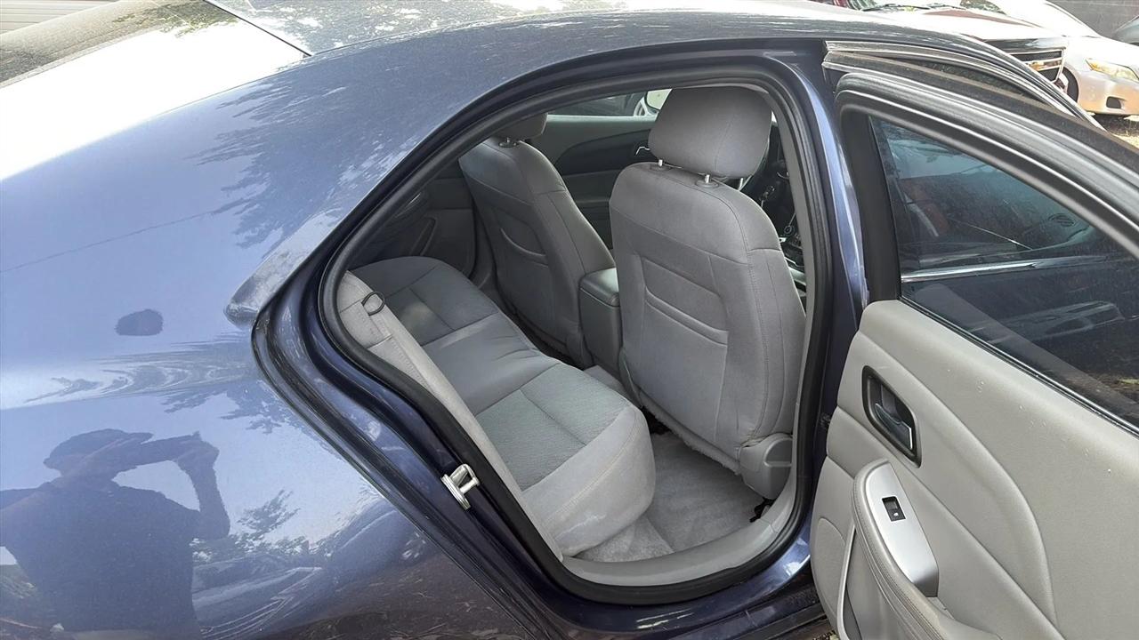 Chevrolet Malibu LS 2014
