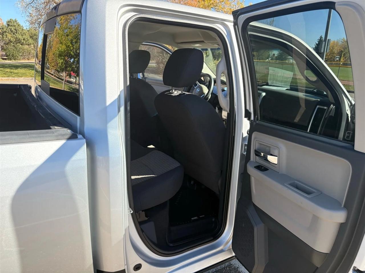 RAM 1500 SLT Quad Cab 2WD 2011