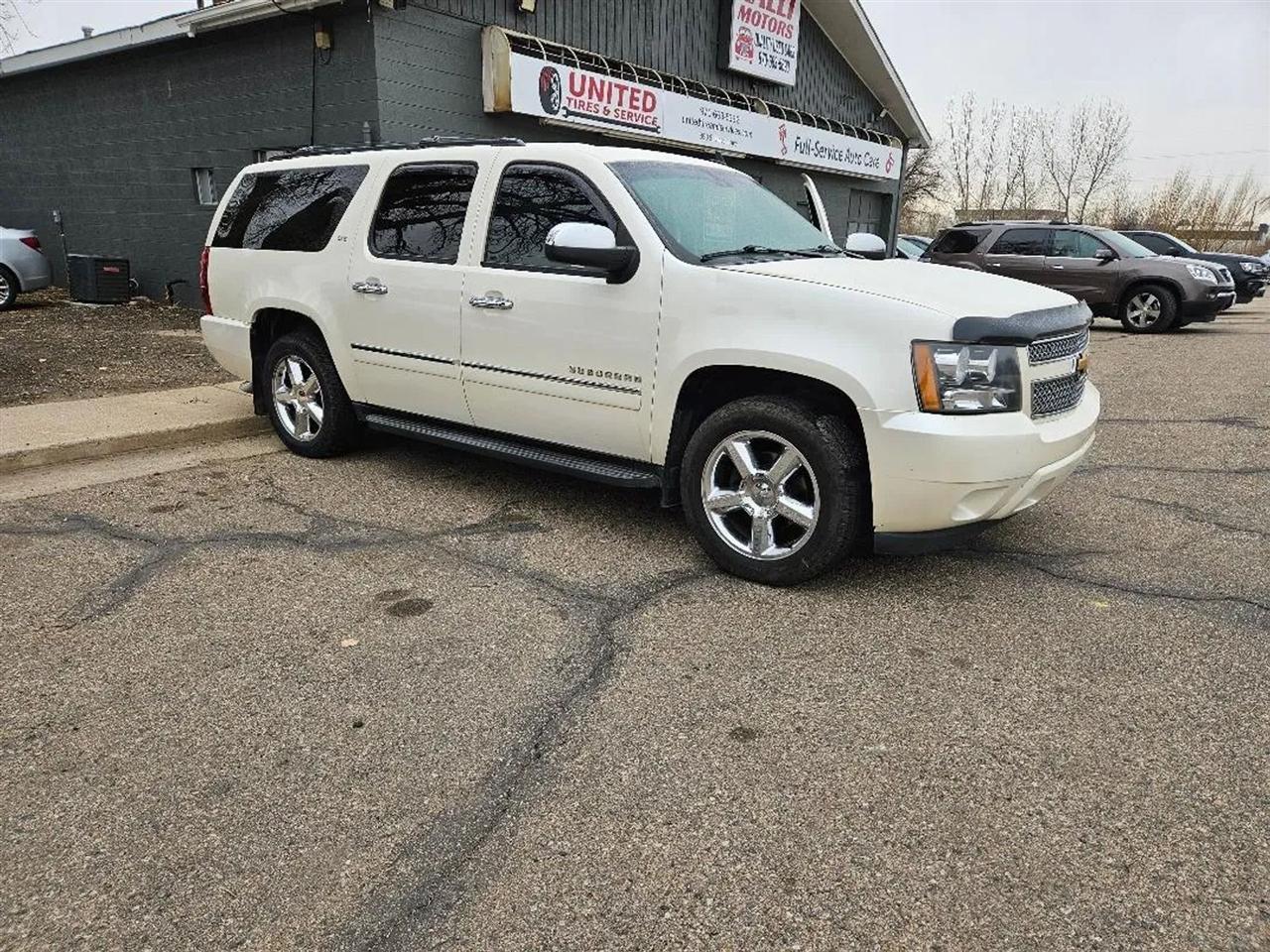 Chevrolet Suburban LTZ 1500 4WD 2013