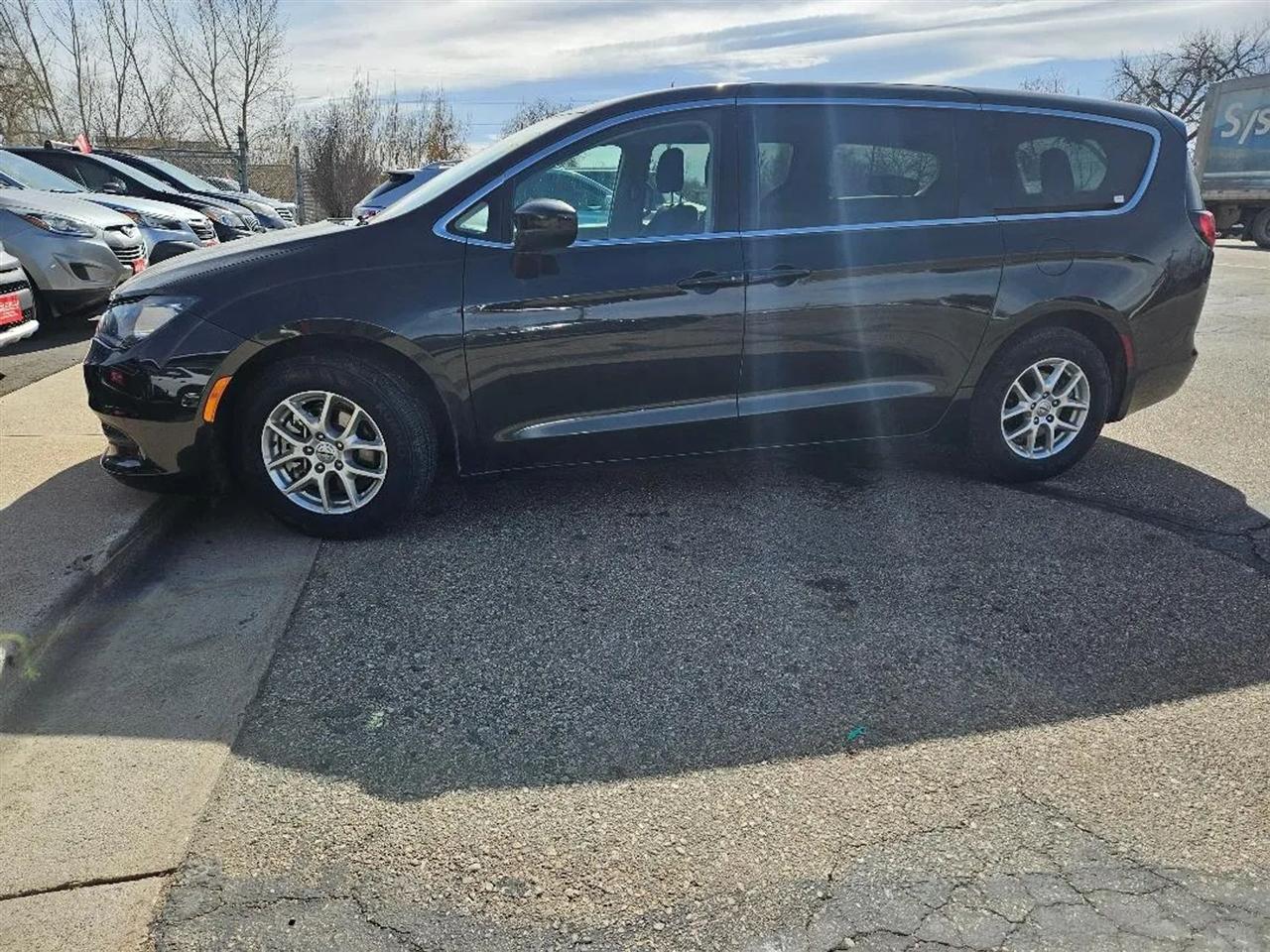 Chrysler Voyager LX 2022