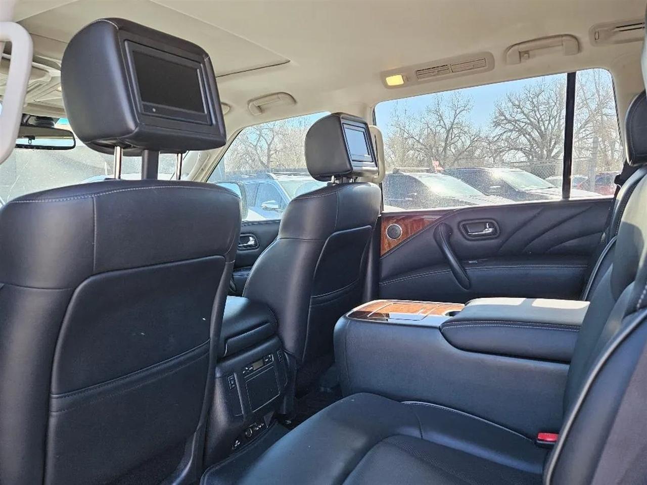 Infiniti QX80 2WD 2016