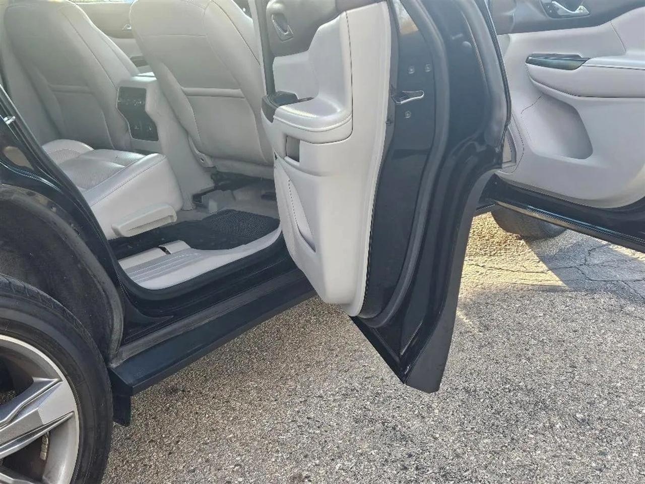 GMC Acadia SLT-2 AWD 2018