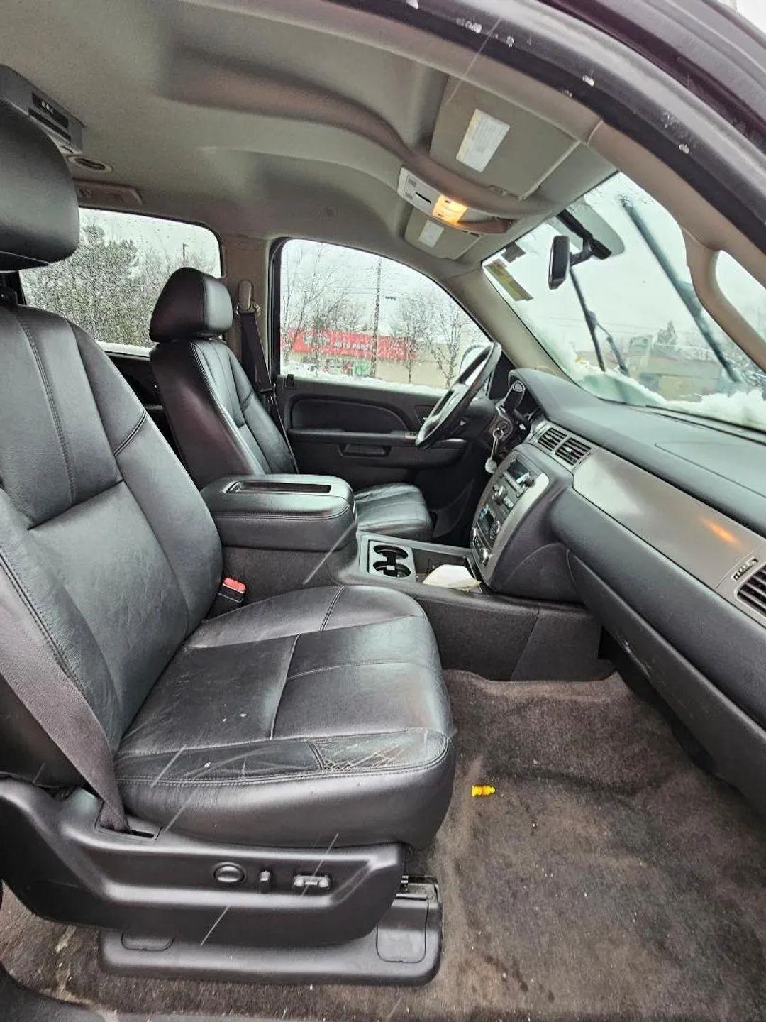 Chevrolet Suburban LTZ 1500 4WD 2013