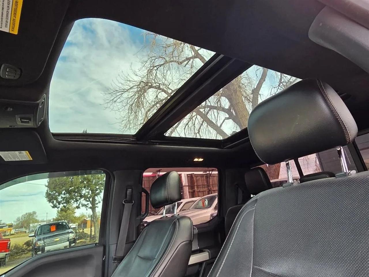 Ford F-150 Lariat SuperCrew 5.5-ft. Bed 4WD 2016