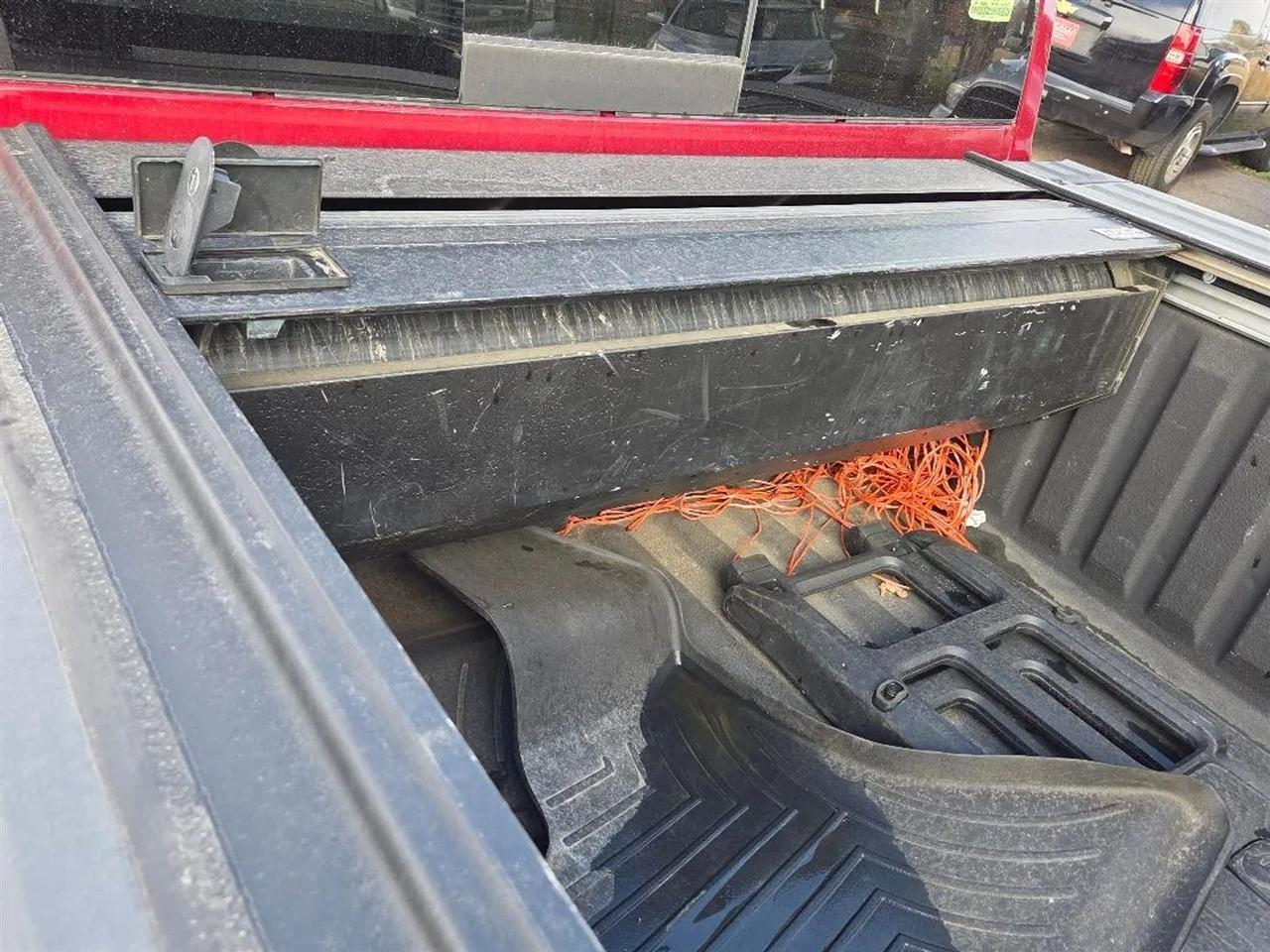 RAM 1500 SLT Quad Cab 4WD 2013