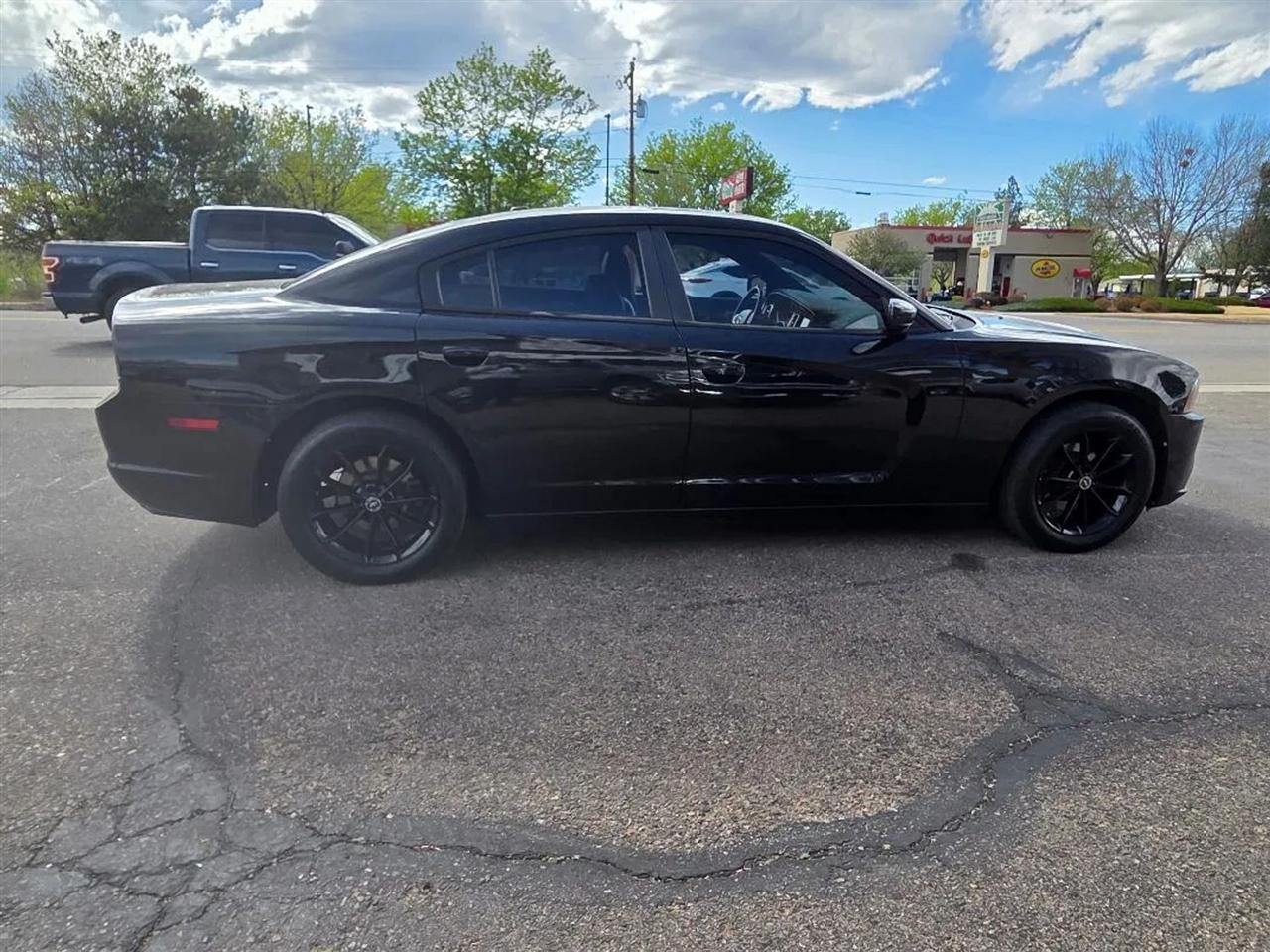 2011 Dodge Charger SE