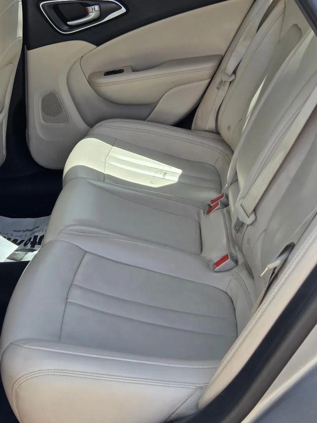 Chrysler 200 Limited Platinum 2017