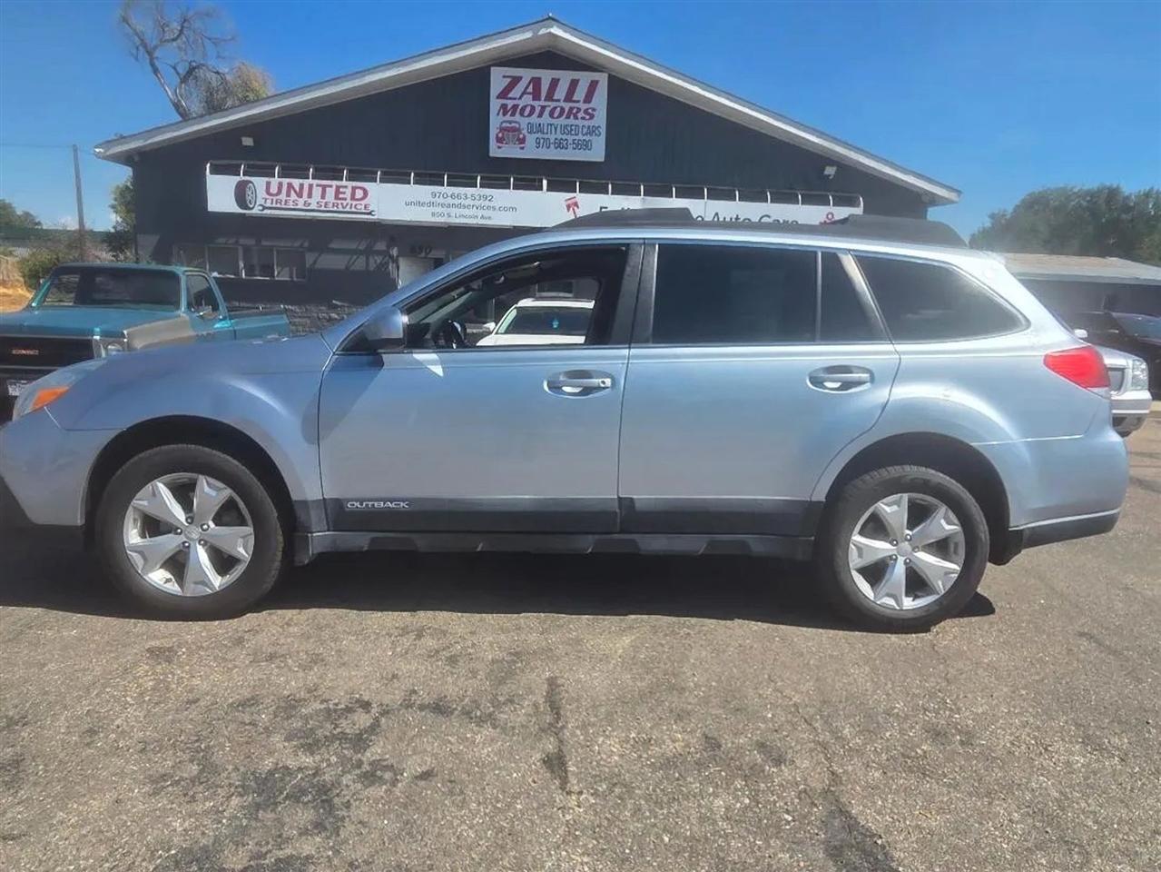 Subaru Outback 2.5i Premium 2014