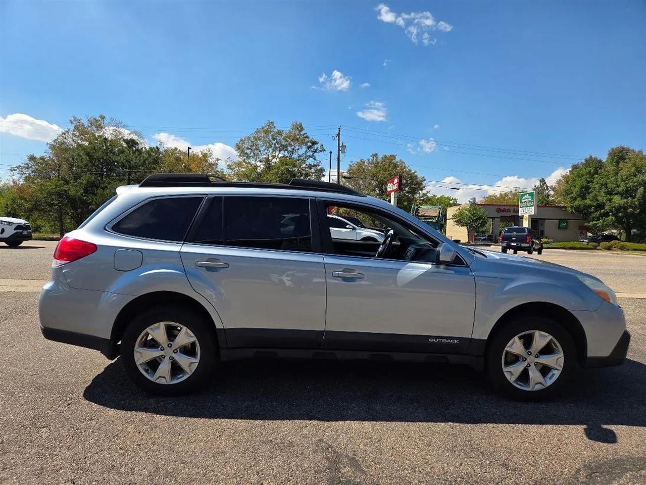 Subaru Outback 2.5i Premium 2014