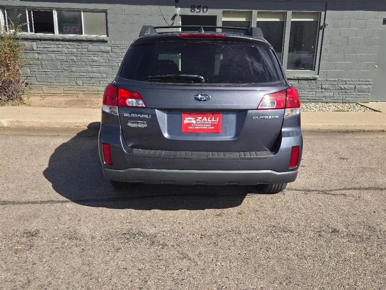 Subaru Outback 2.5i Limited 2014