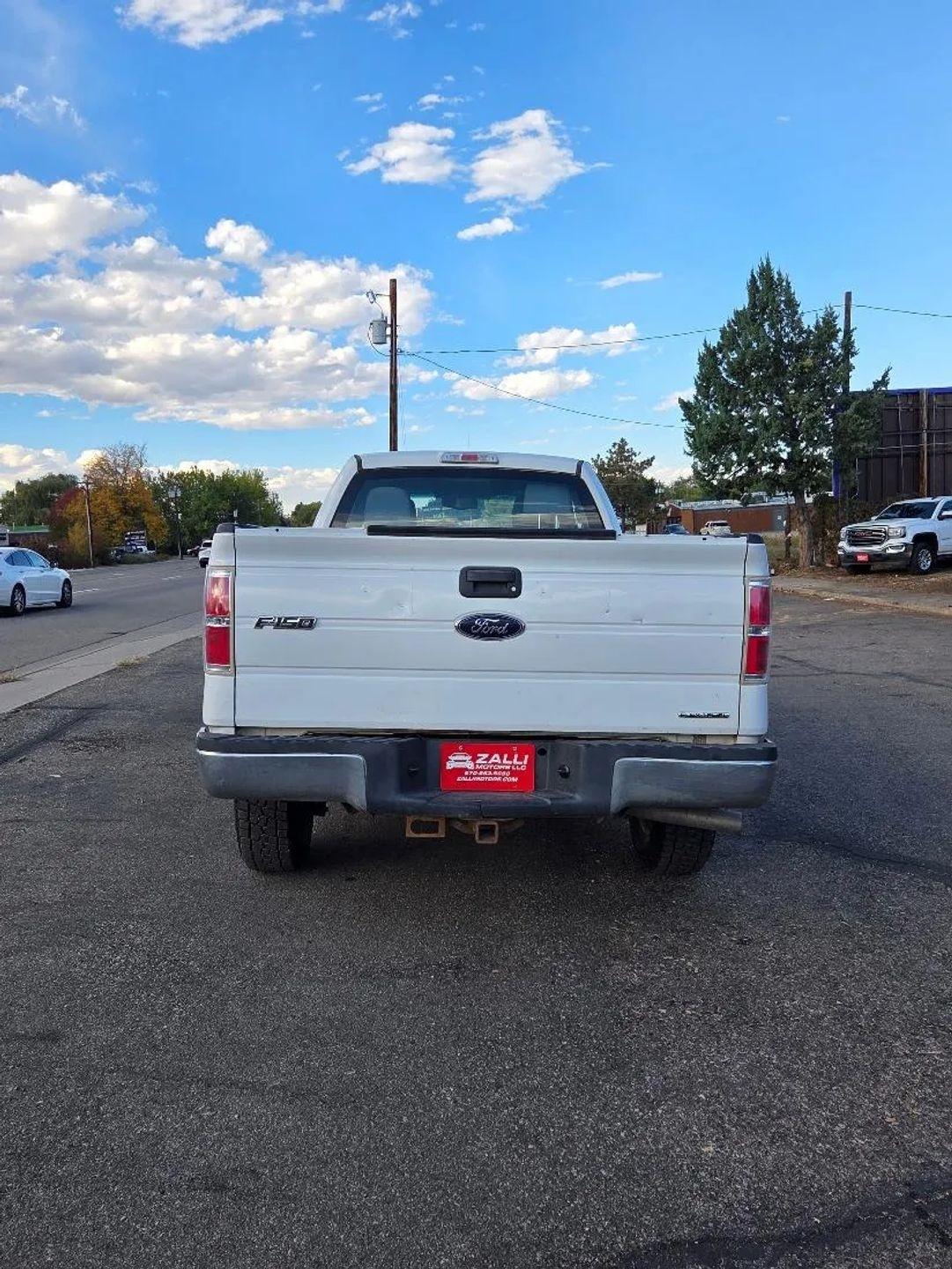Ford F-150 XL SuperCab 8-ft. Bed 4WD 2014