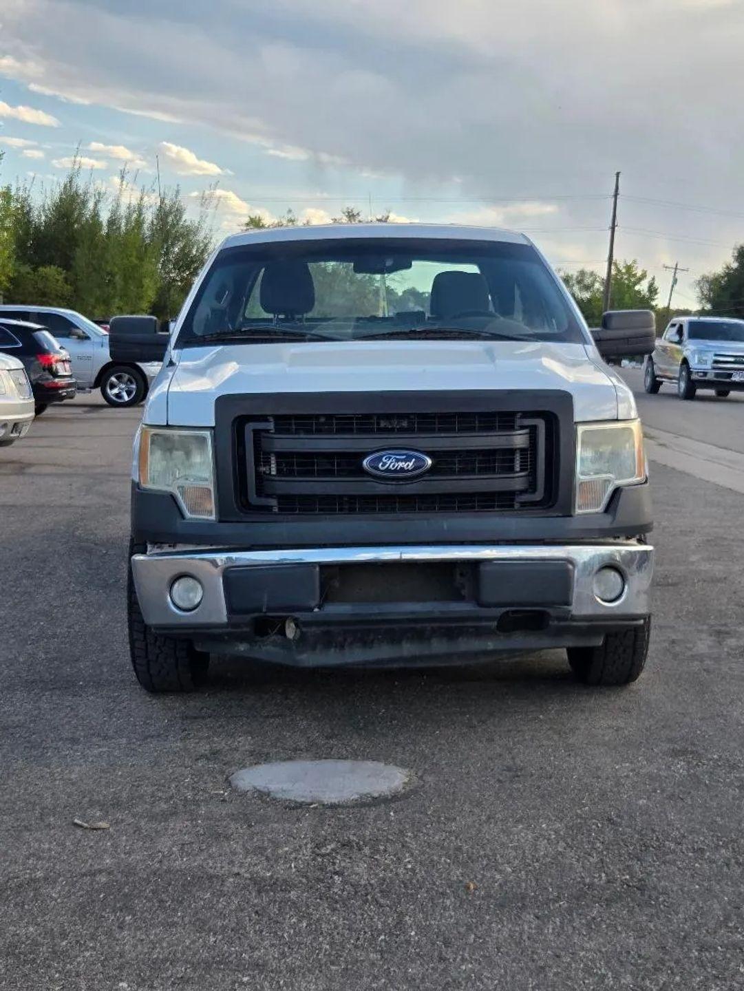Ford F-150 XL SuperCab 8-ft. Bed 4WD 2014