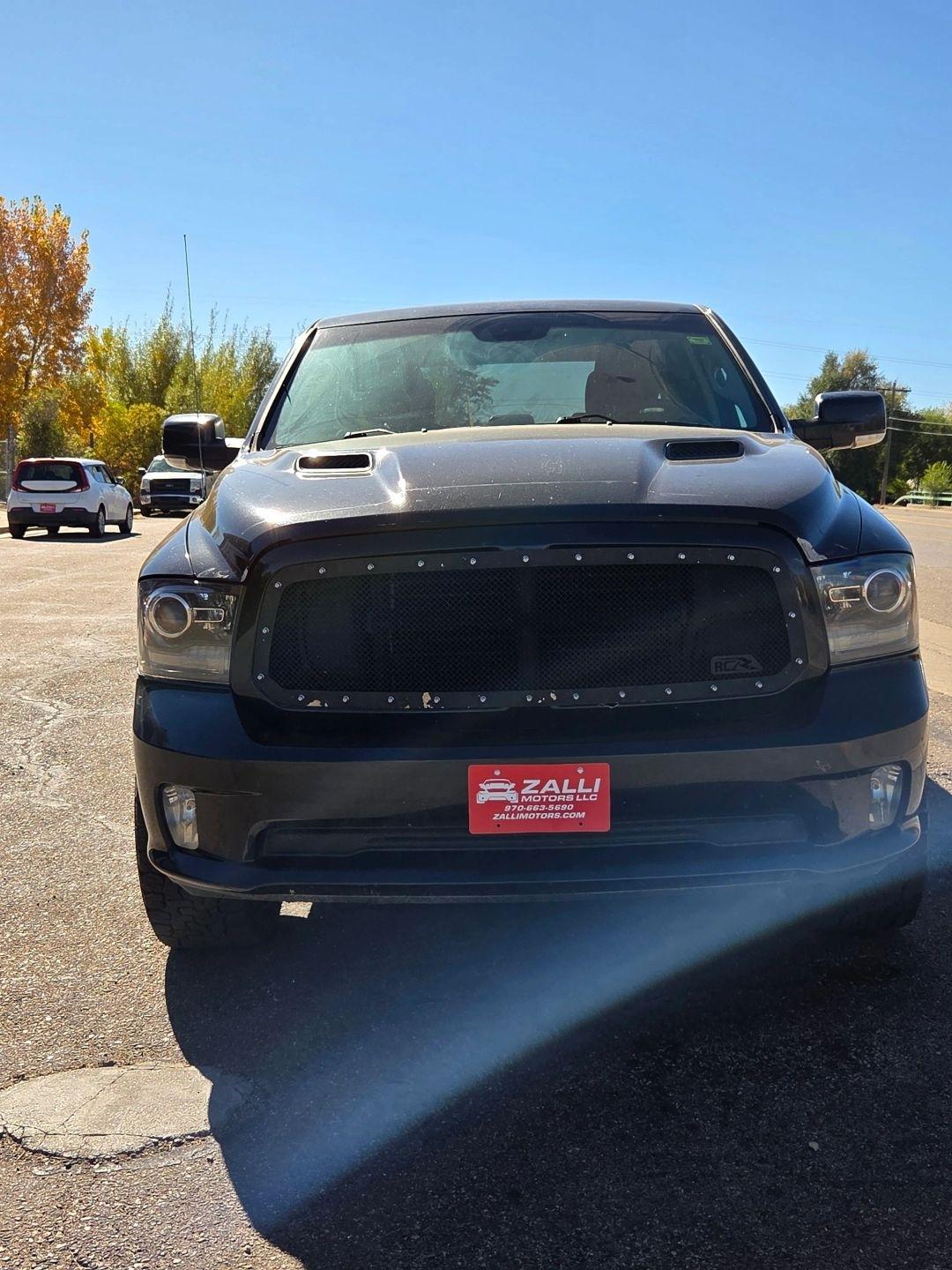 RAM 1500 Sport Crew Cab SWB 4WD 2017