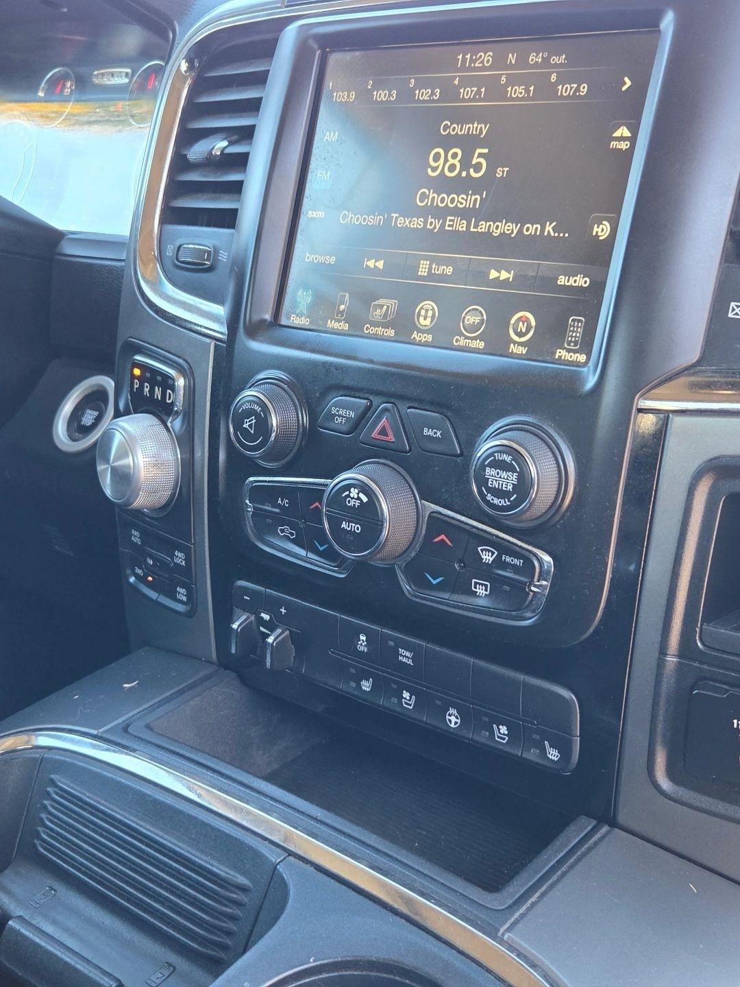 RAM 1500 Sport Crew Cab SWB 4WD 2017