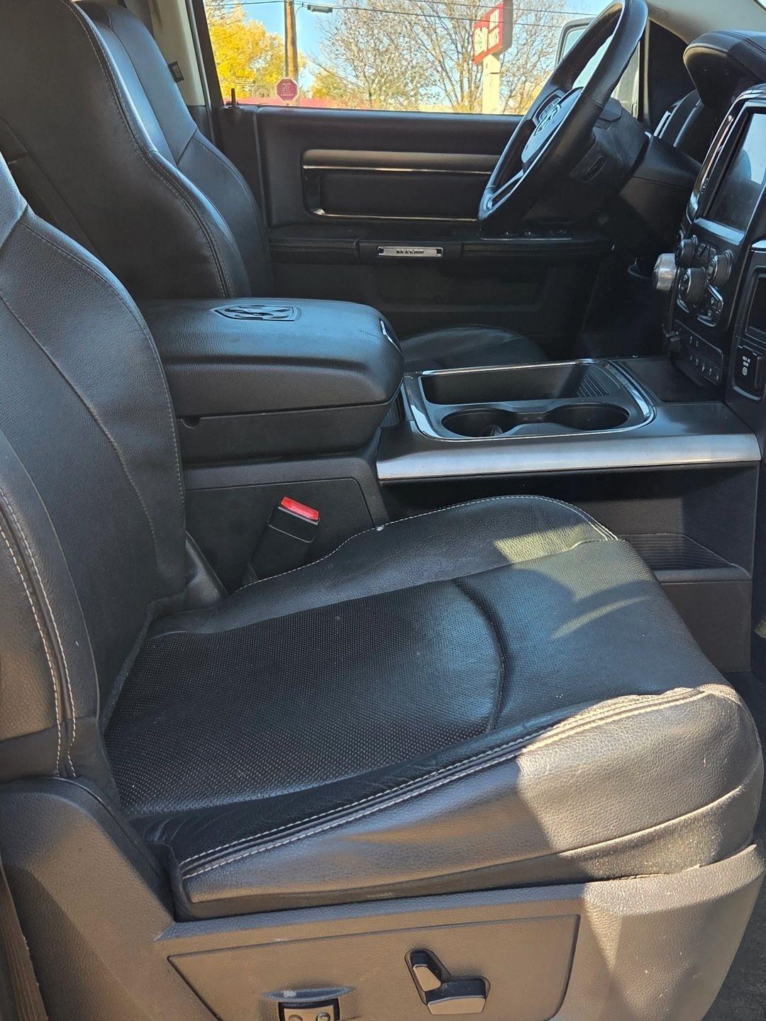 RAM 1500 Sport Crew Cab SWB 4WD 2017