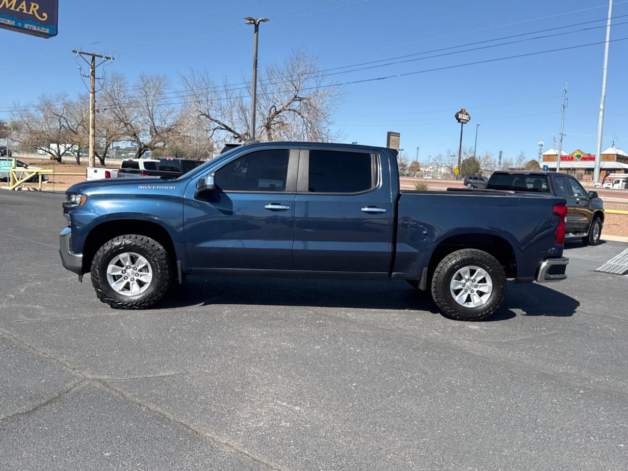 Chevrolet Silverado 1500 LT Crew Cab 2WD 2021