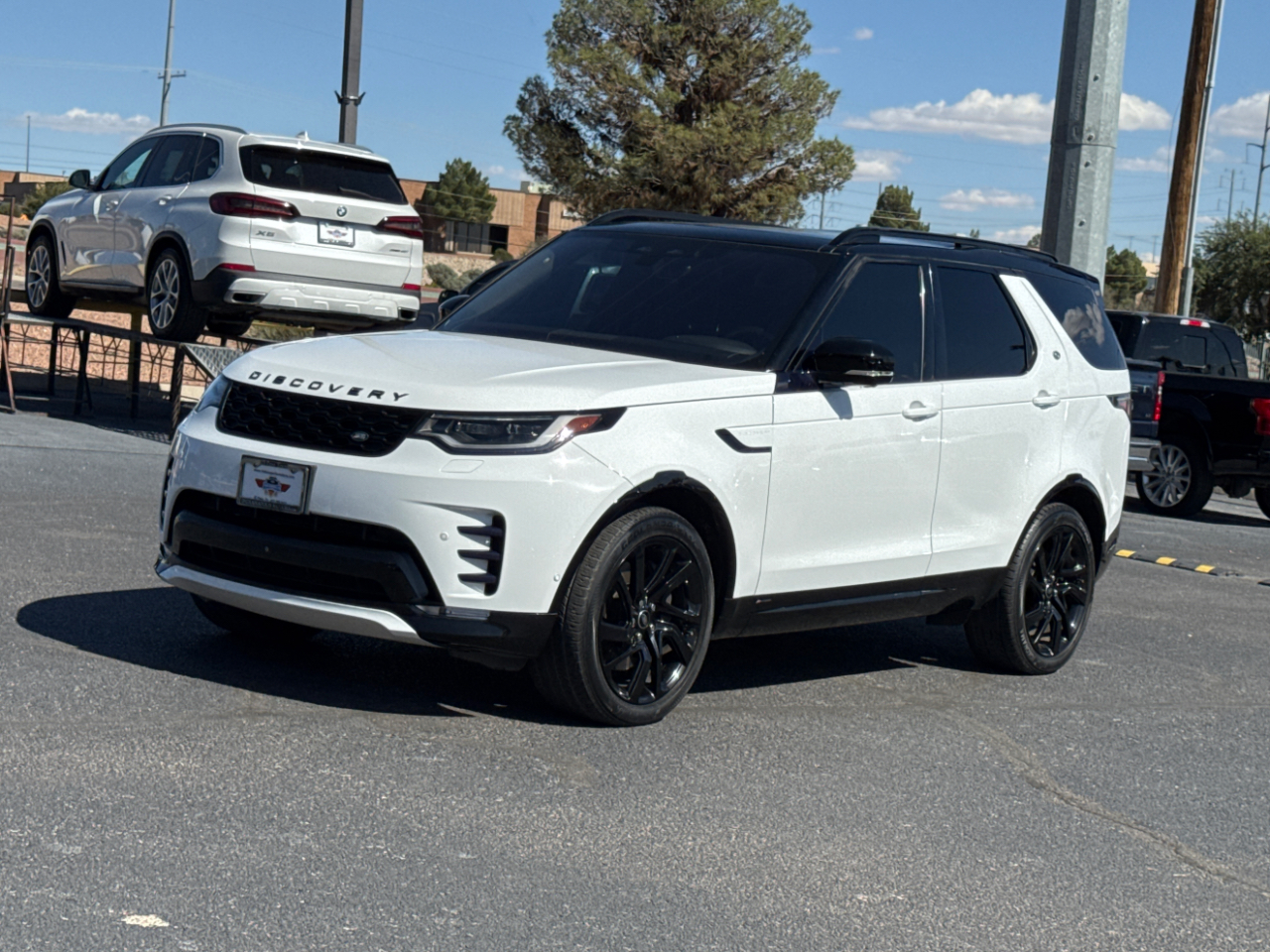 Land Rover Discovery R-Dynamic S 2022 Land Rover Discovery R-Dynamic S 2022