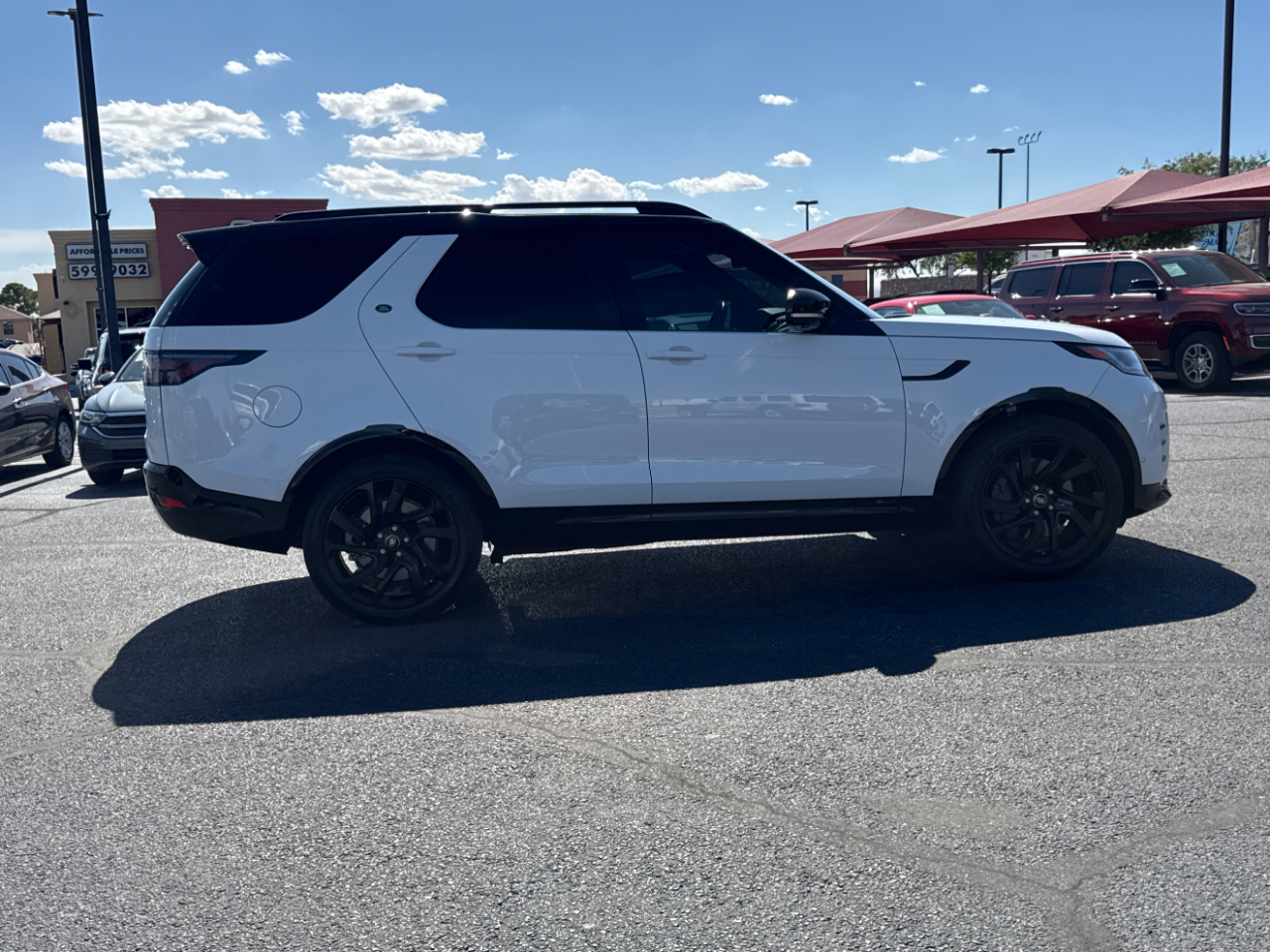 Land Rover Discovery R-Dynamic S 2022 Land Rover Discovery R-Dynamic S 2022