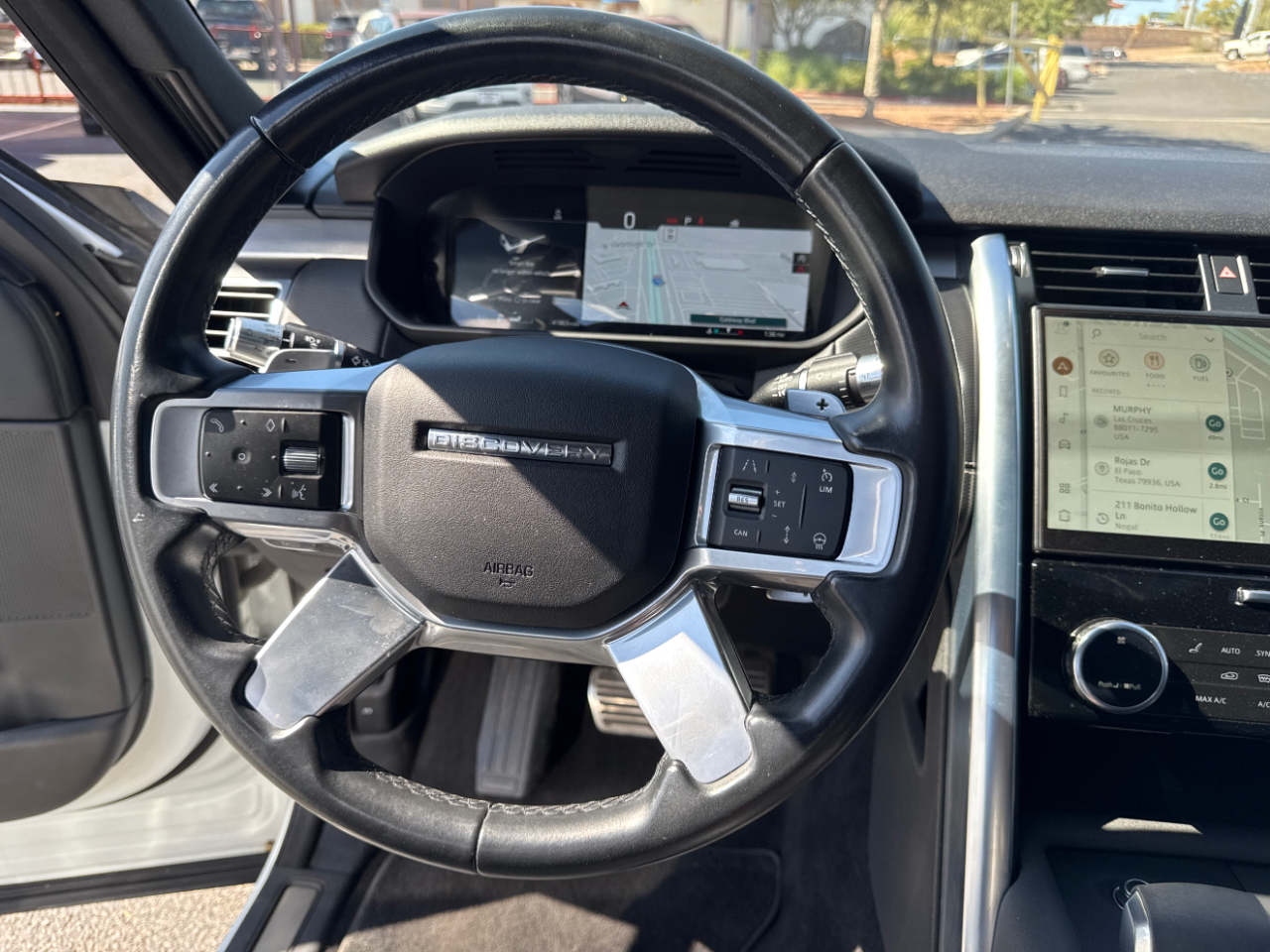 Land Rover Discovery R-Dynamic S 2022 Land Rover Discovery R-Dynamic S 2022