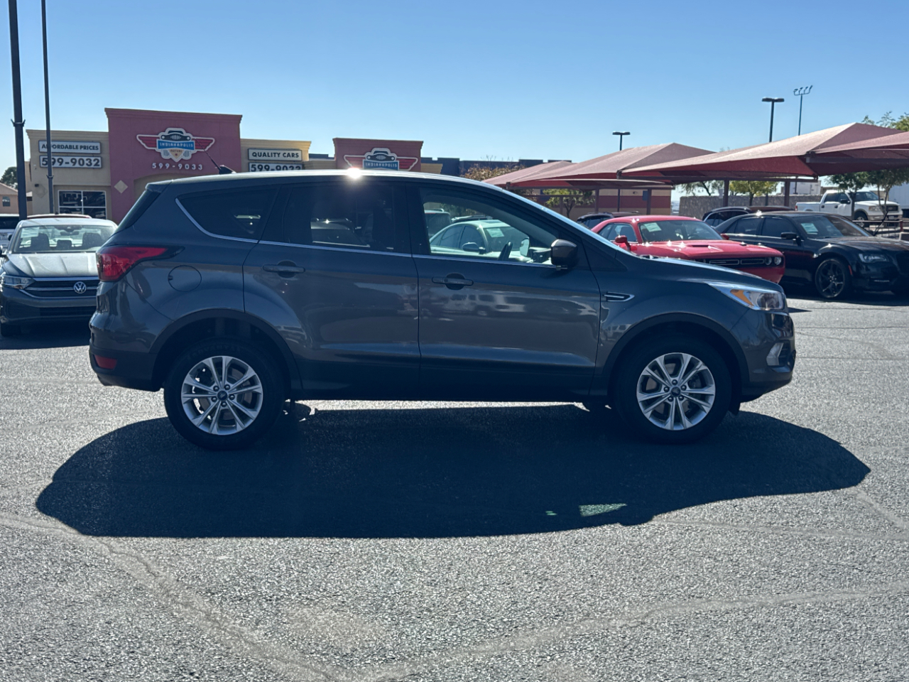2019 Ford Escape SE photo 2