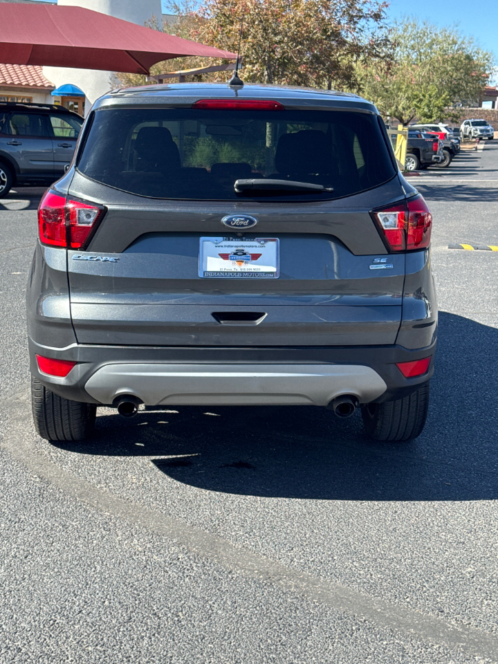 2019 Ford Escape SE photo 4