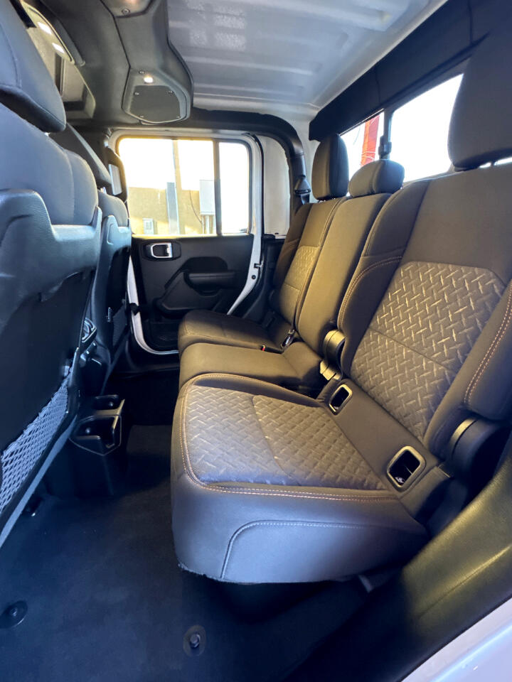 Jeep Gladiator Mojave 2024