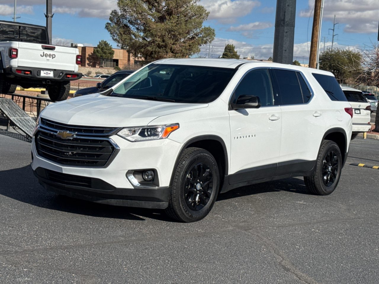 Chevrolet Traverse LS FWD 2021