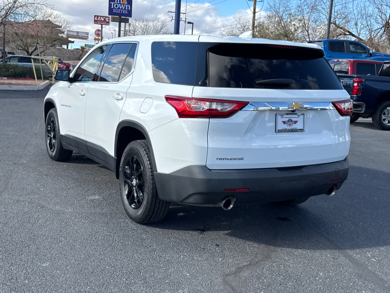 Chevrolet Traverse LS FWD 2021