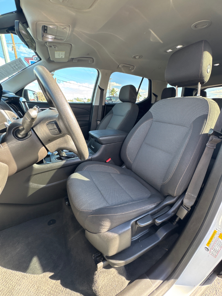 Chevrolet Traverse LS FWD 2021