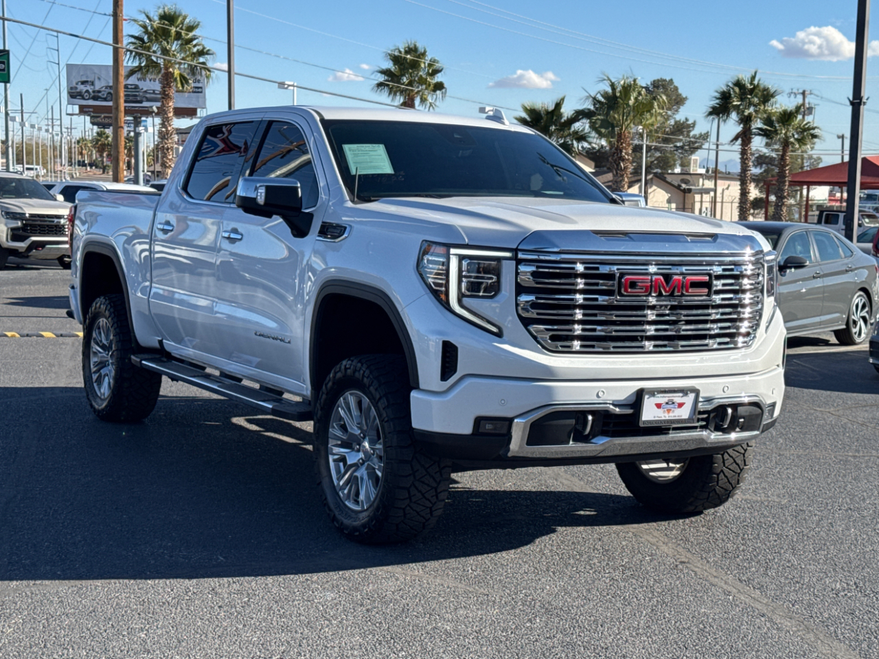 GMC Sierra 1500 Denali Crew Cab Short Box 4WD 2023