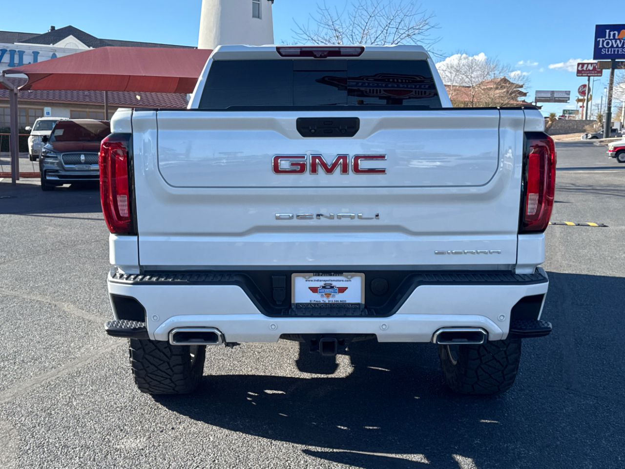 GMC Sierra 1500 Denali Crew Cab Short Box 4WD 2023