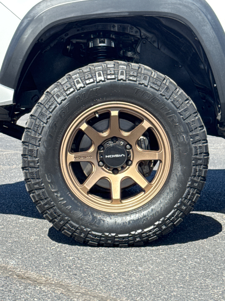 Toyota Tacoma TRD Off Road Double Cab 5' Bed V6 4x2 AT (Natl) 2016