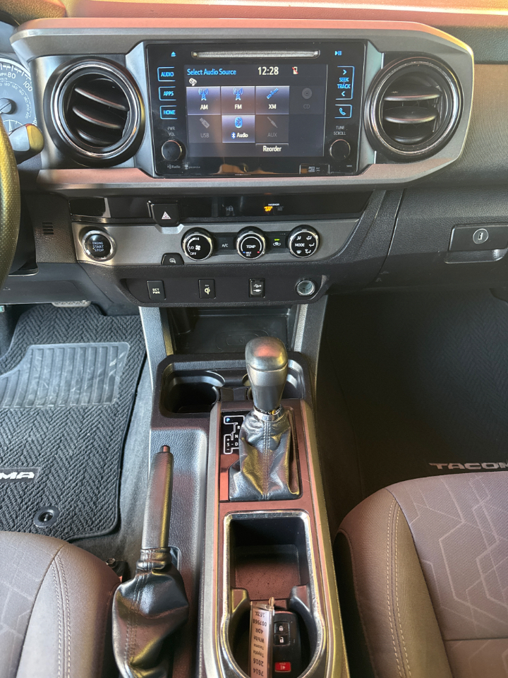 Toyota Tacoma TRD Off Road Double Cab 5' Bed V6 4x2 AT (Natl) 2016