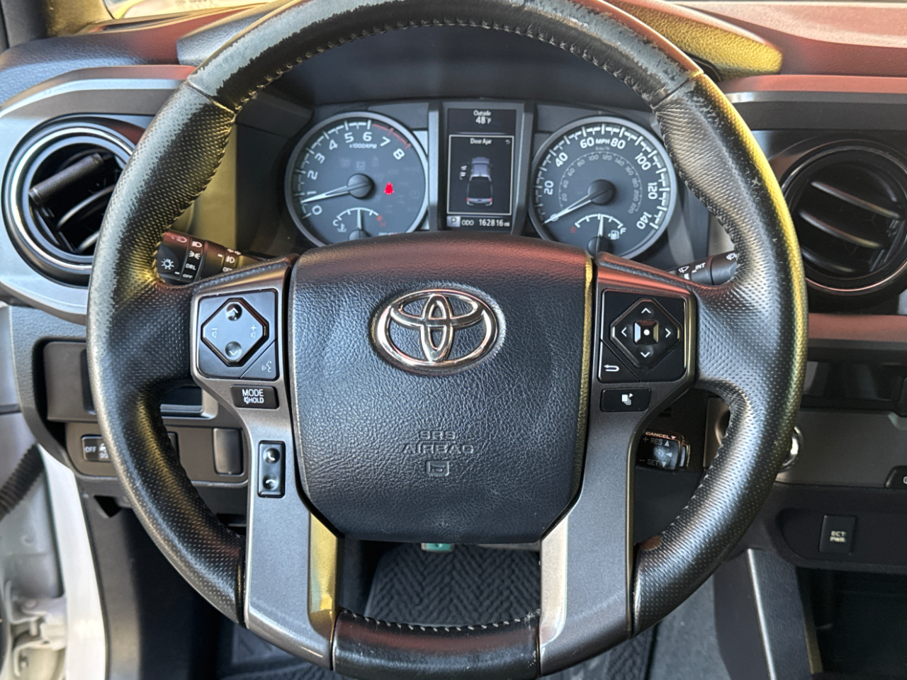 Toyota Tacoma TRD Off Road Double Cab 5' Bed V6 4x2 AT (Natl) 2016