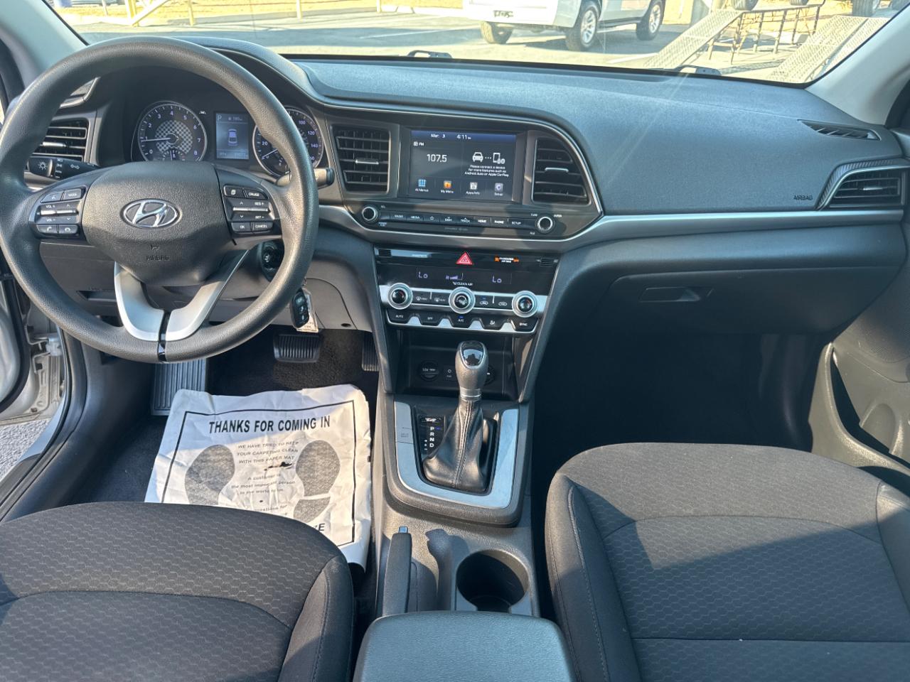 Hyundai Elantra SEL 2.0L Auto 2020