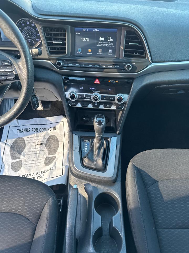Hyundai Elantra SEL 2.0L Auto 2020