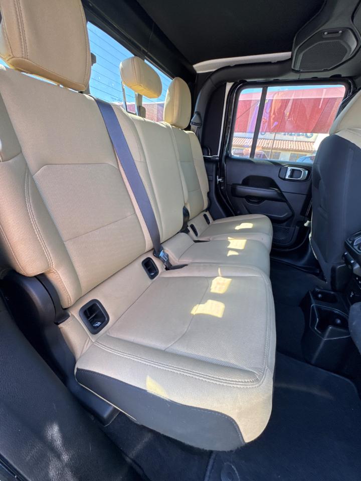 Jeep Gladiator Overland 2021